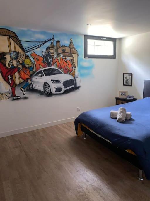 Loft Proche Centre Ville Hotes Habitant A L Etage Laval  Eksteriør bilde